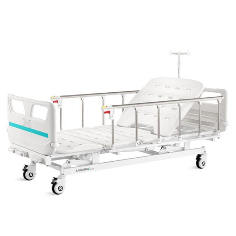 LIT DE REA MANUEL 03 POSITIONS (03 MANIVELLES) CHARGE POIDS 200KG AVEC POTENCE PORTE SERUM, BARRIERE